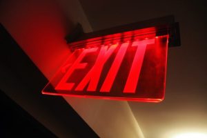 How Do Security Guards Deal with Emergencies?